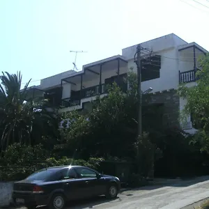 https://papatzikos-traditional-guesthouse.hotelschalkidiki.net